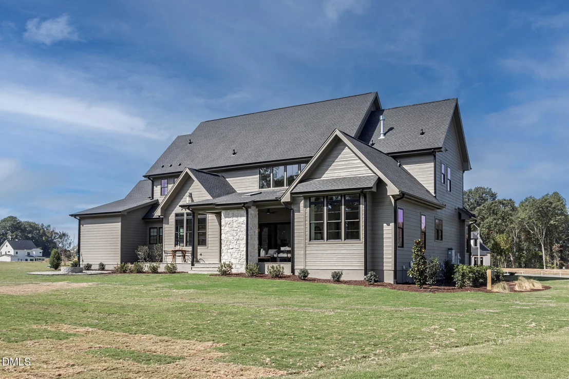 Photo of 98 Summit Terrace Drive