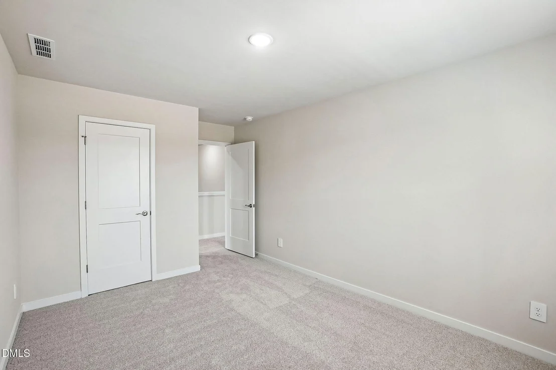 Photo of 141 Gilded Eagle Avenue