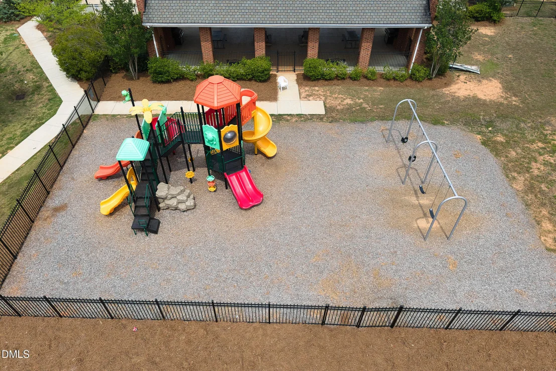 Photo of 200 Sutherland Drive