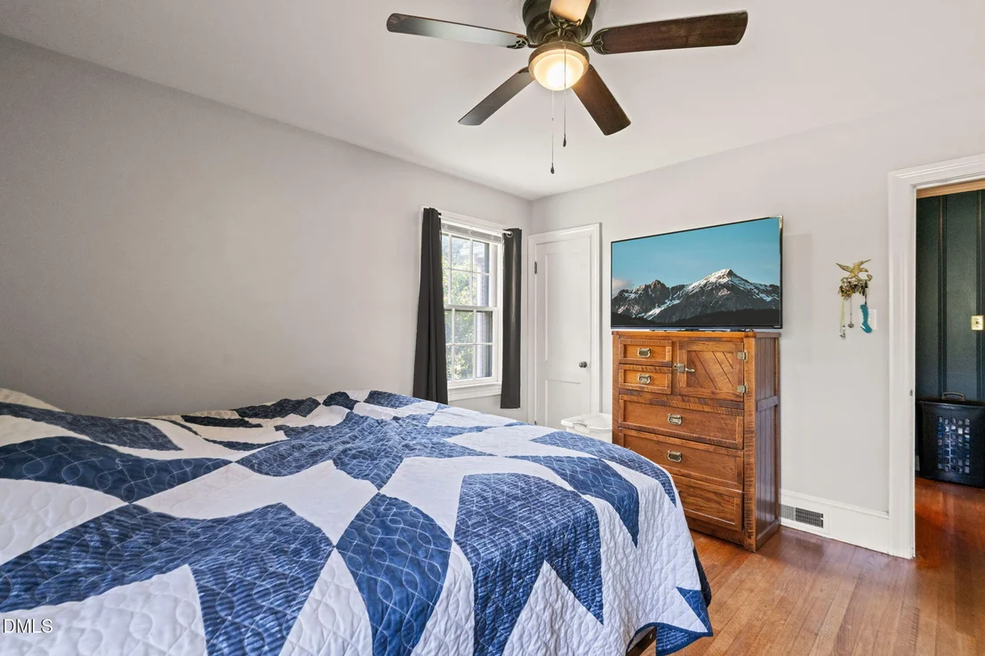 Photo of 5225 Satterwhite Point Road