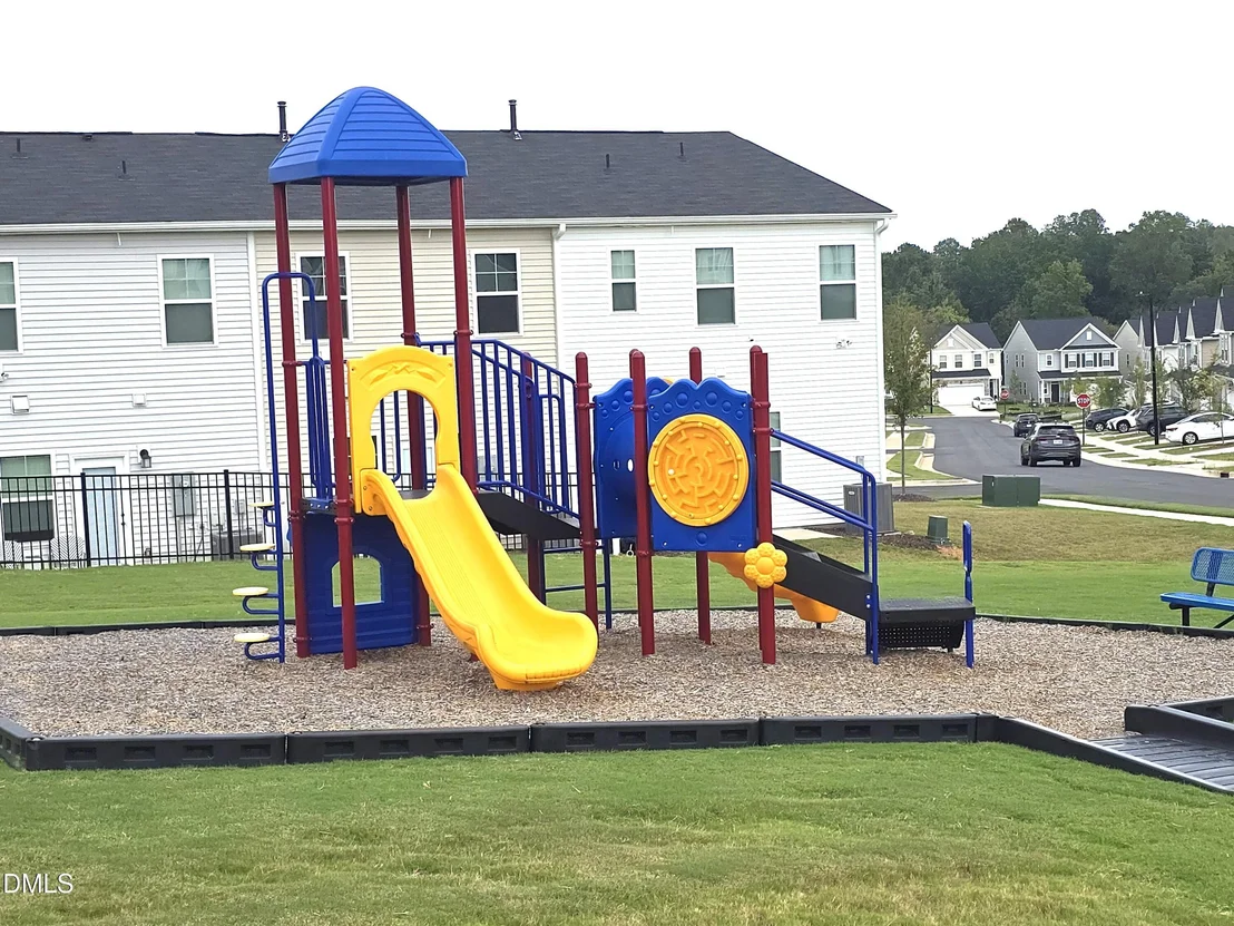 Photo of 1008 Maple Branch Circle