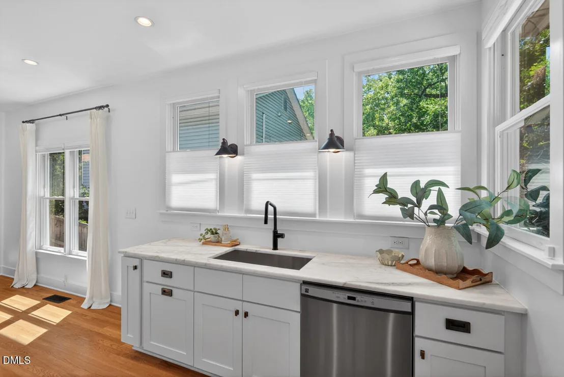 Photo of 303 Lyric Street