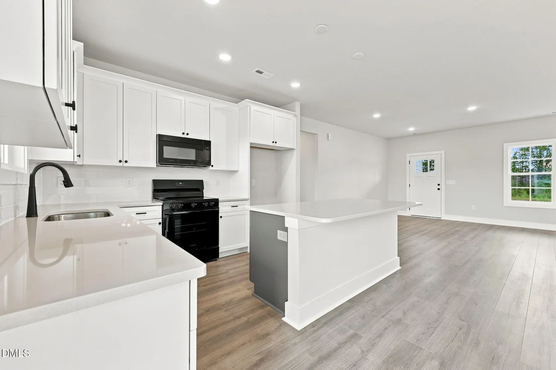 Photo of 151 Grinnell Loop