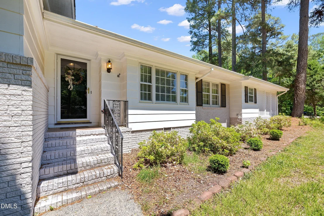 Photo of 2802 Devon Road
