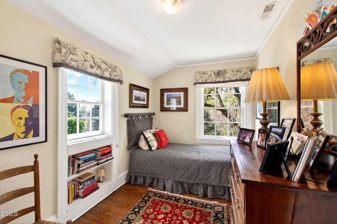 Photo of 223 Hillcrest Circle