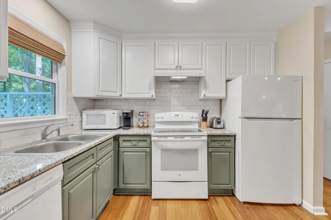 Photo of 207 Honeysuckle Lane