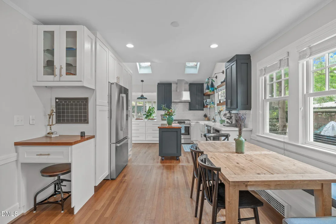 Photo of 2111 Pershing Street