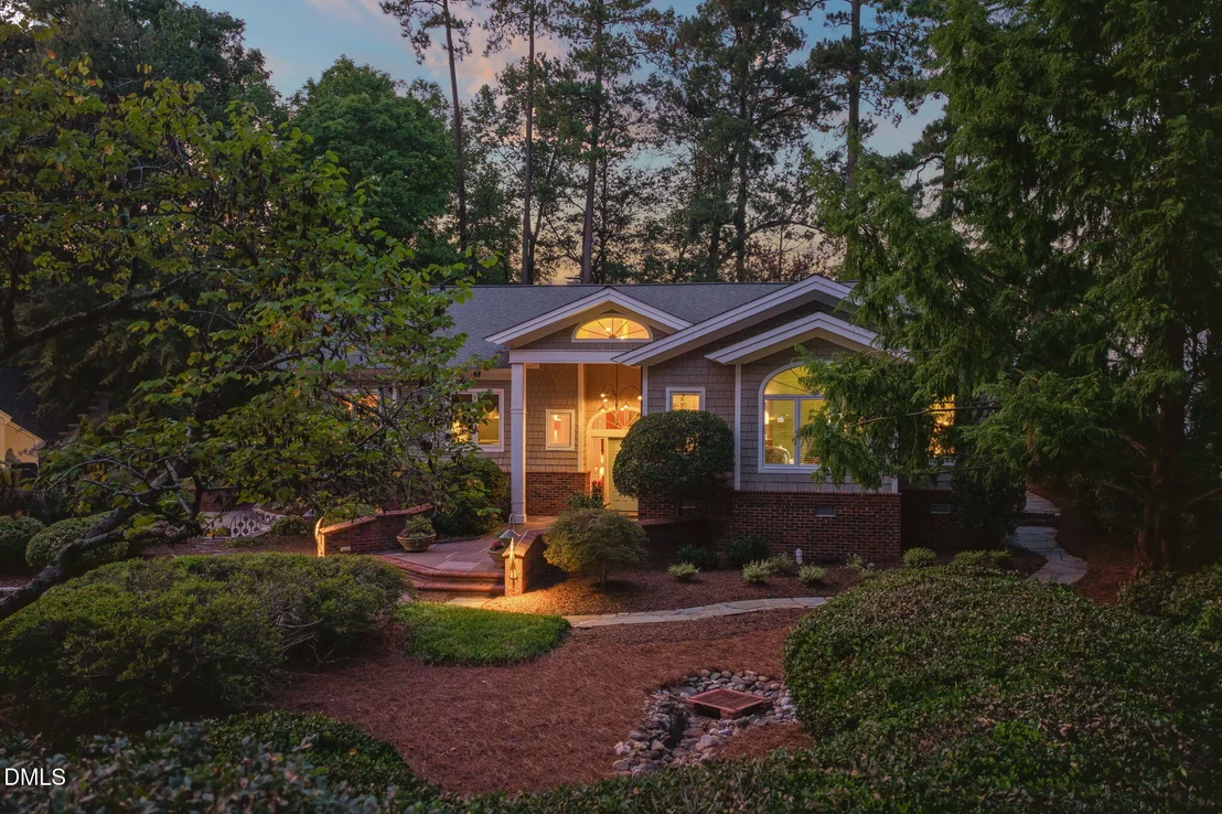Photo of 2806 Chelsea Circle
