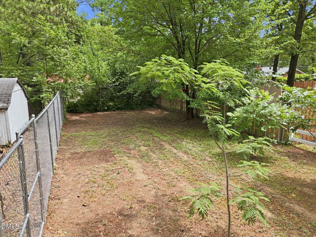 Photo of 213 Pine Tree Road