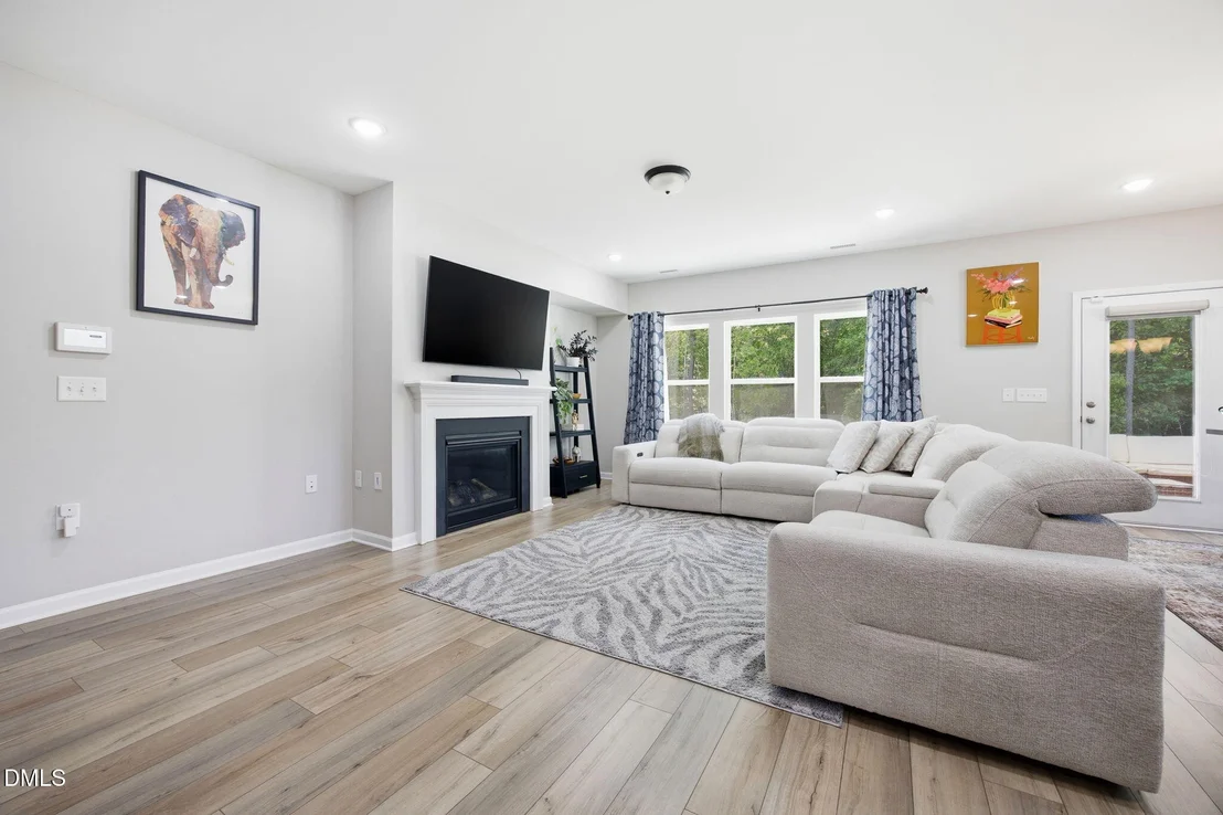 Photo of 8108 Braefield