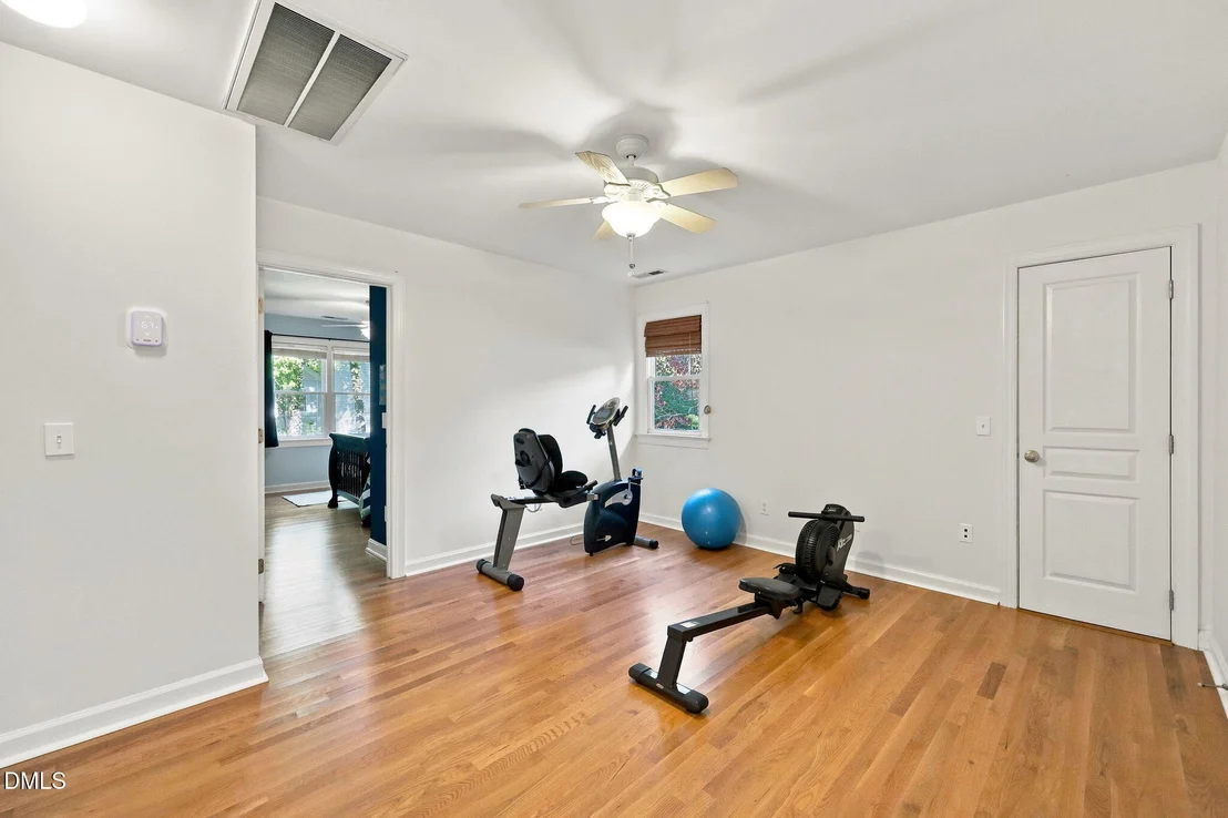 Photo of 10101 Hallberg Lane