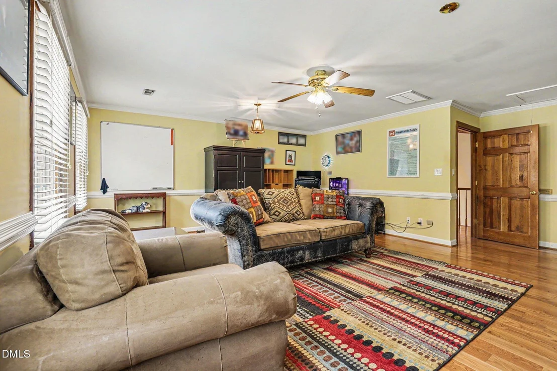 Photo of 2256 Shotwell Road