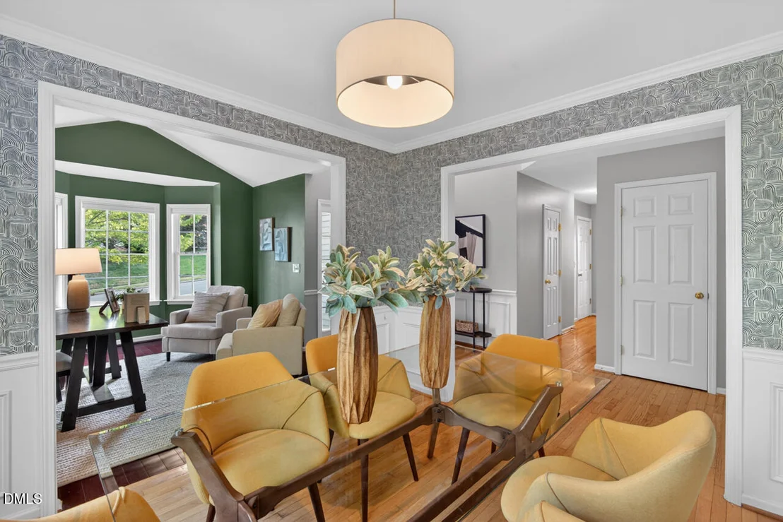Photo of 2505 Summit Drive