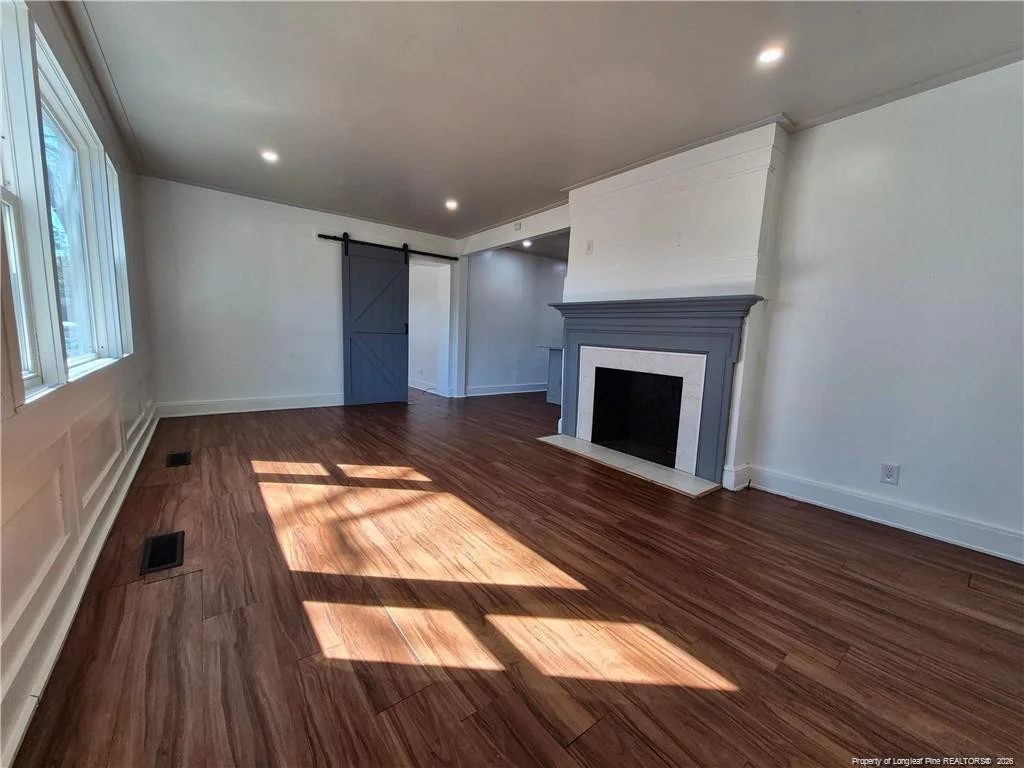 Photo of 113 N Wright Street N