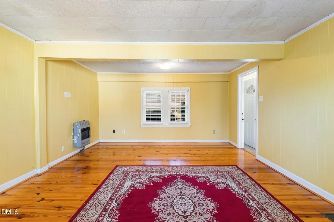 Photo of 1146 Rogers Road