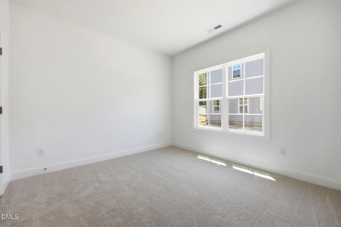 Photo of 126 Grinnell Loop