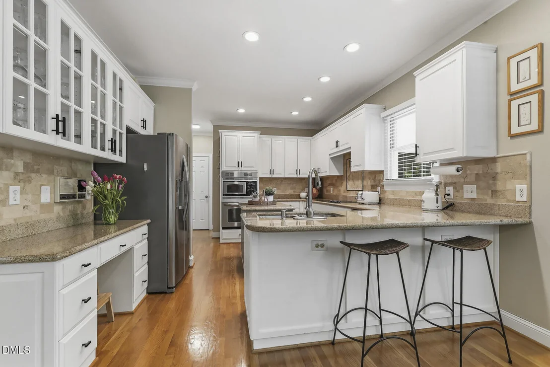 Photo of 429 Grosvenor Drive