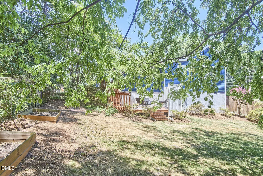 Photo of 2203 Chapel Hill Road
