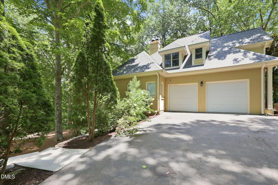 Photo of 1204 Westerham Drive