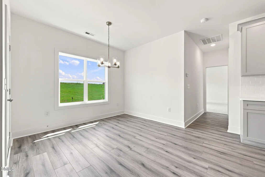 Photo of 147 Grinnell Loop