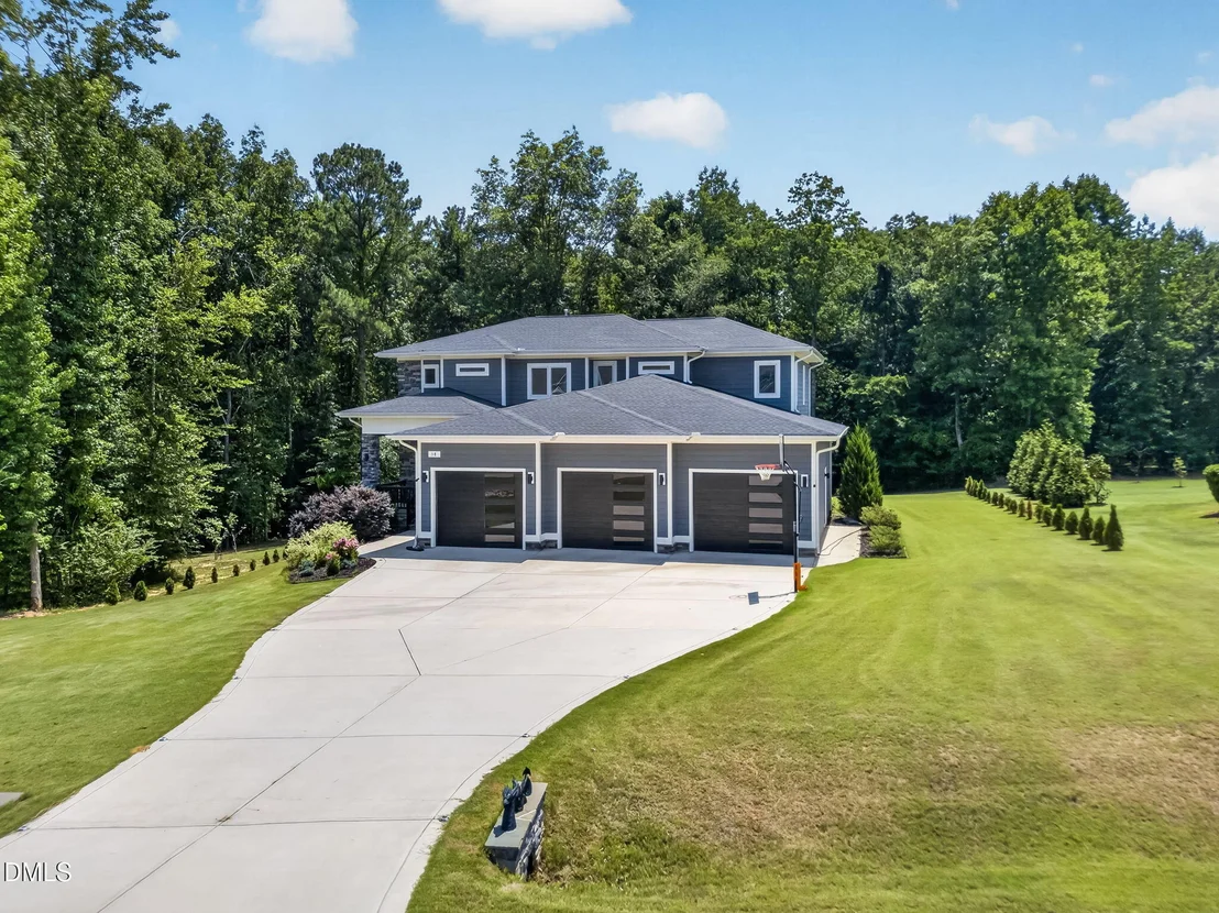 Photo of 58 Arrezzo Drive