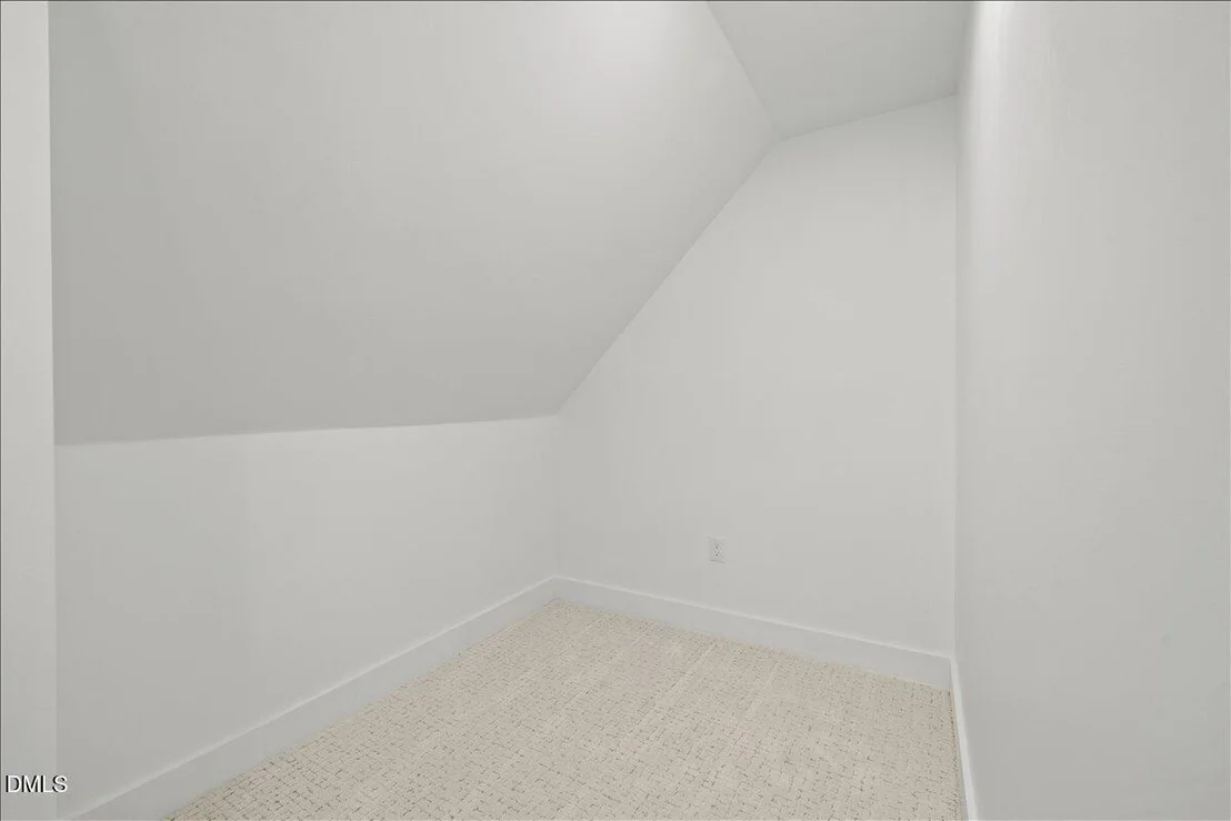 Photo of 419 Eagle Point Road