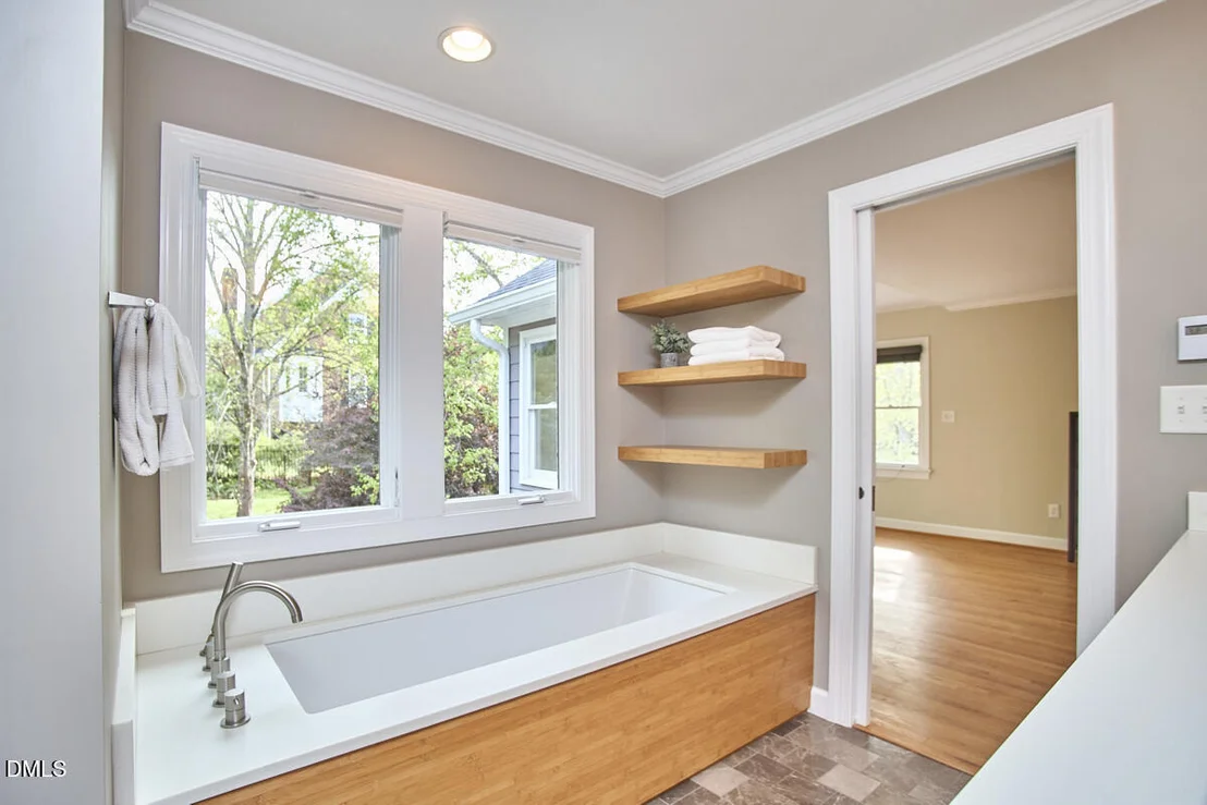 Photo of 4323 Thetford Road