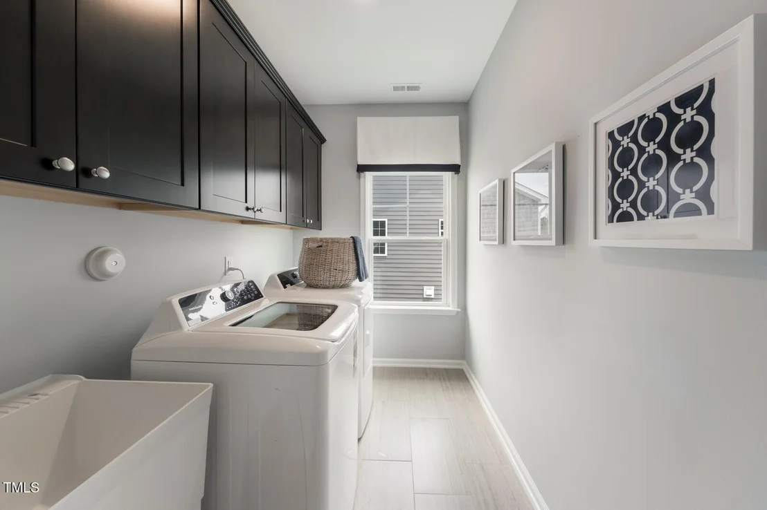 Photo of 35 Stoddard Lane