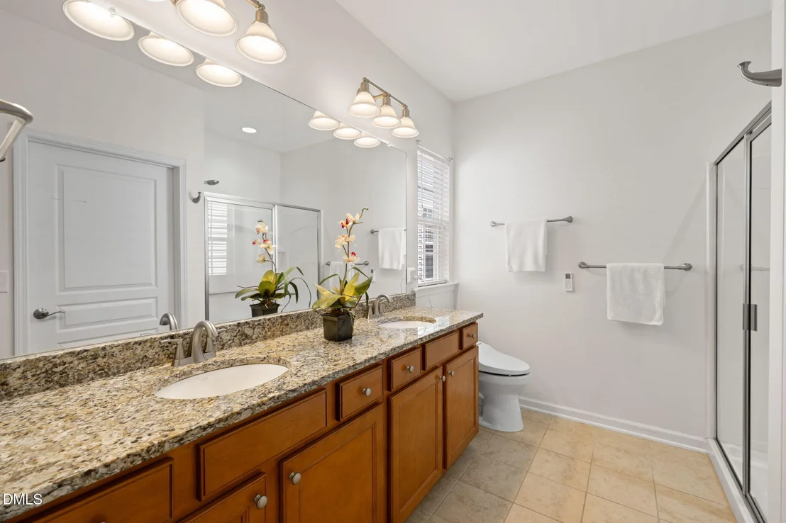 Photo of 725 Bradhurst Place