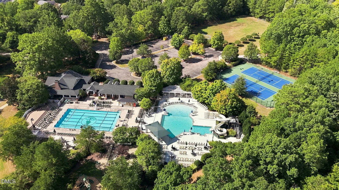 Photo of 10101 Hallberg Lane