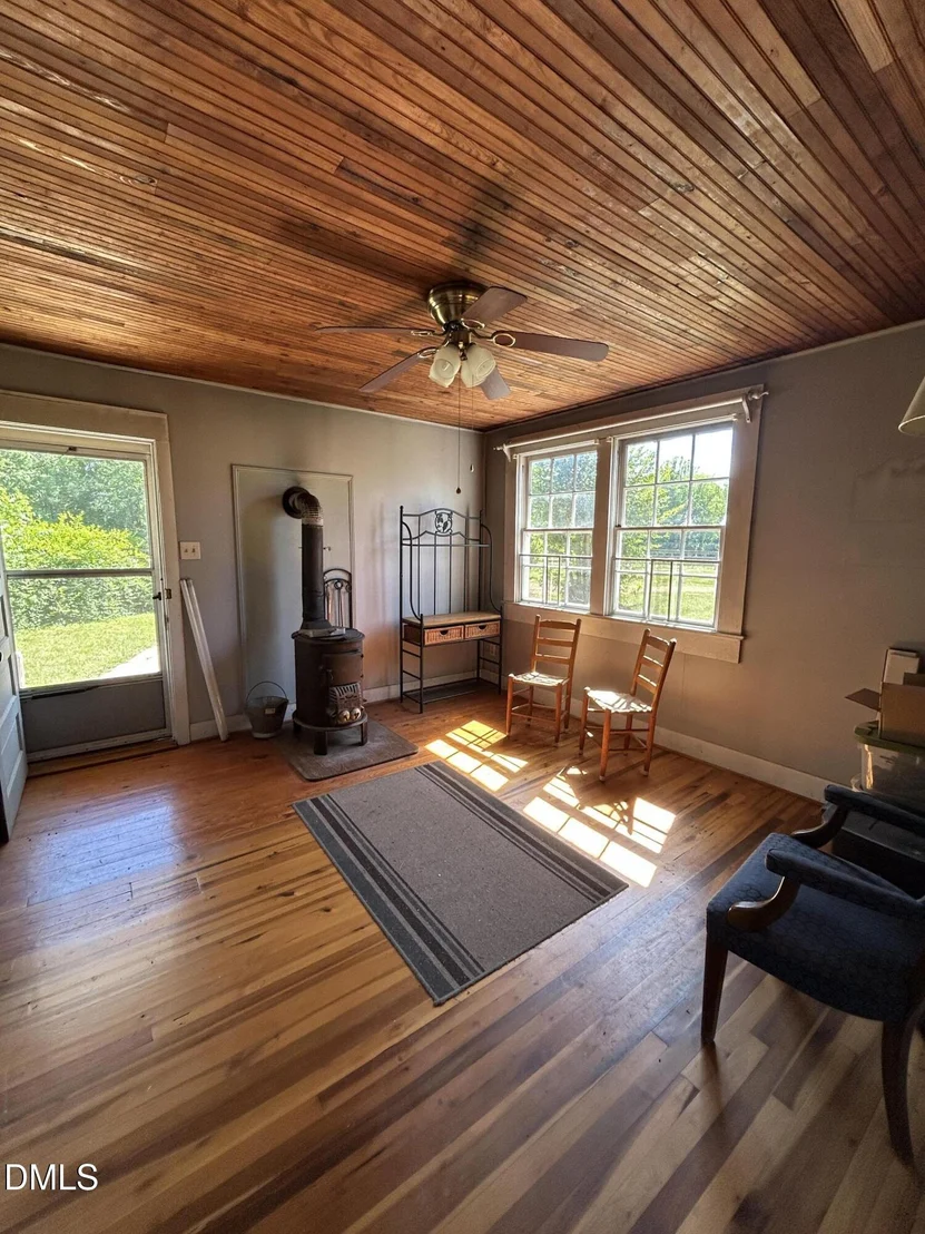 Photo of 575 Duncan Road