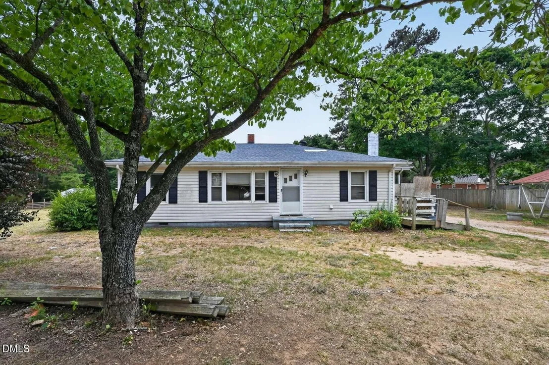 Photo of 13004 Powell Road
