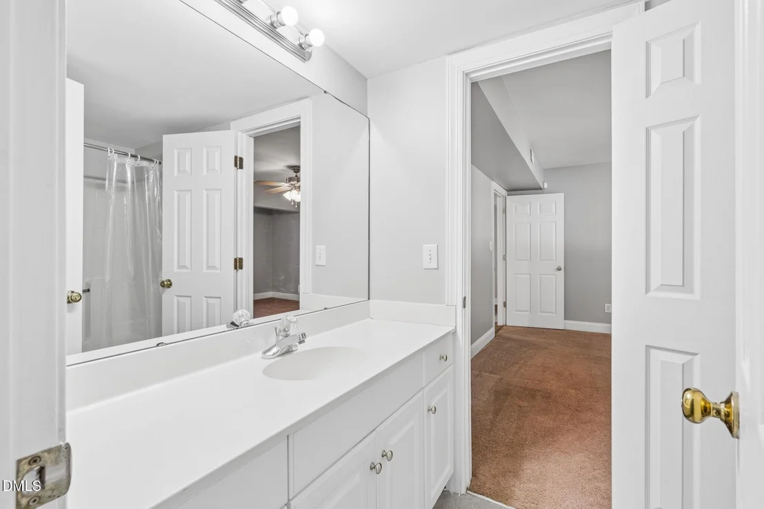 Photo of 2103 W Marilyn Circle