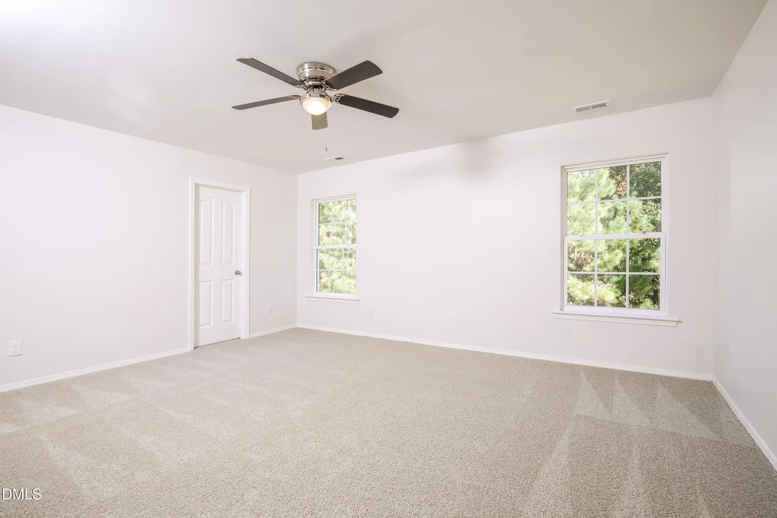 Photo of 613 Ashburn Lane