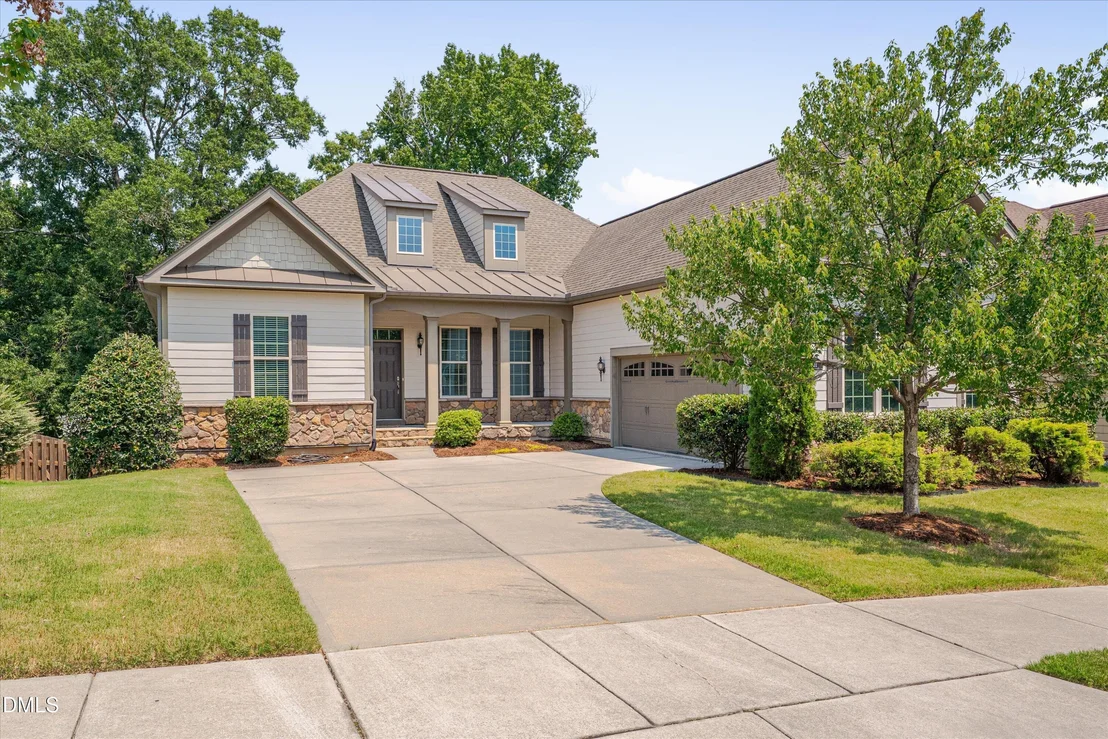 Photo of 901 South Bend Drive