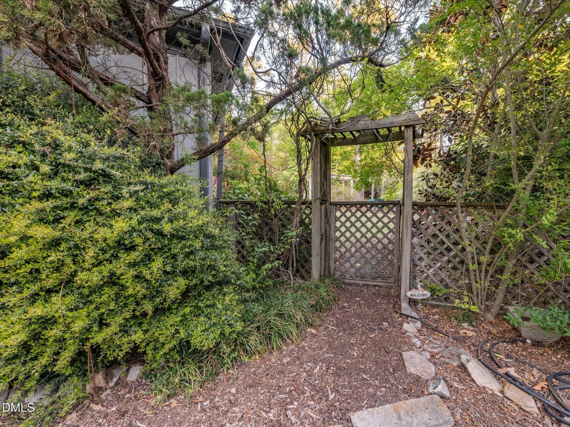 Photo of 2213 Timberlake Drive