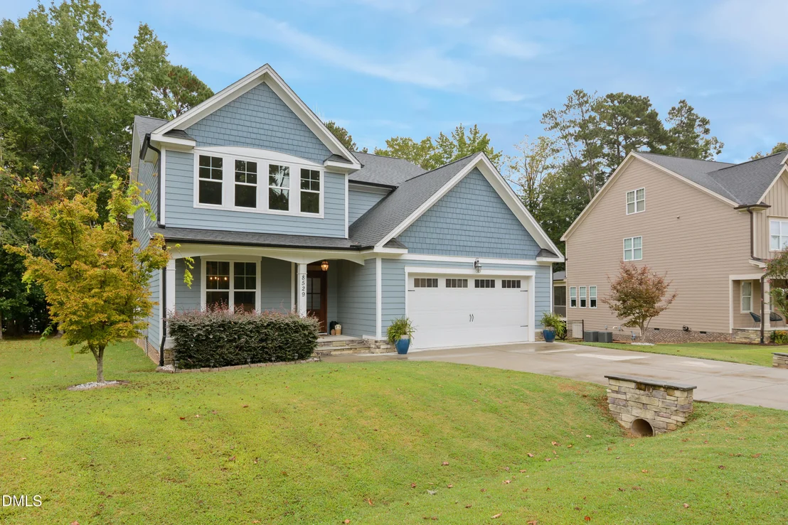 Photo of 8529 Hurst Drive