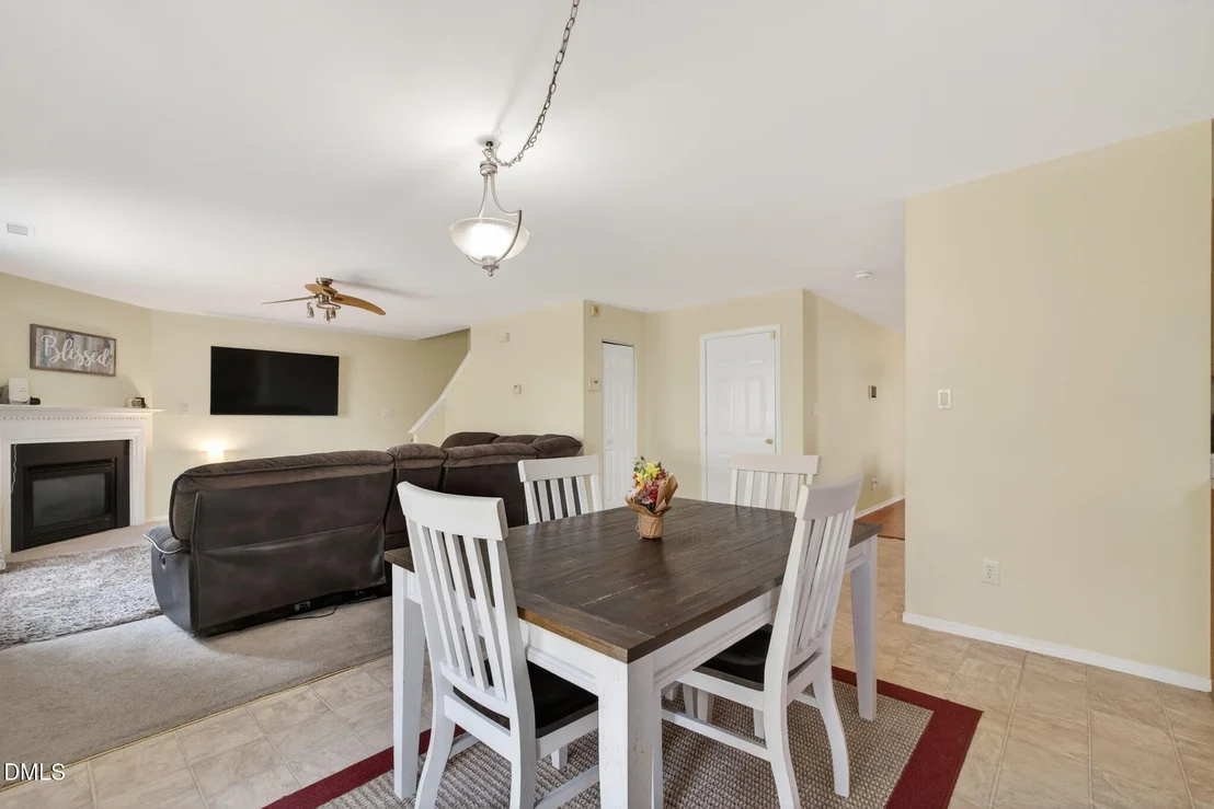 Photo of 1012 Breeze Lane