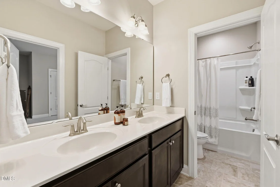 Photo of 1241 Capstone Drive