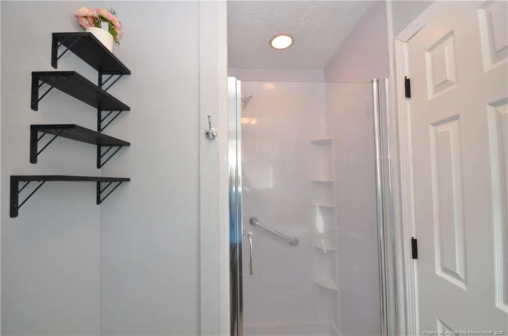 Photo of 3235 Glenmore Drive