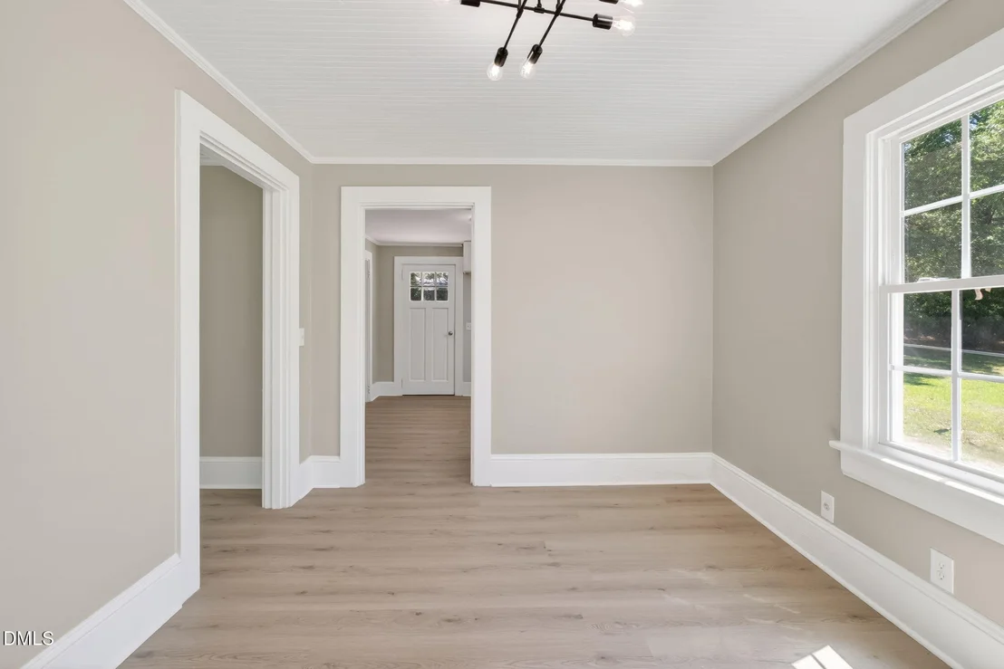 Photo of 5887 Main Street