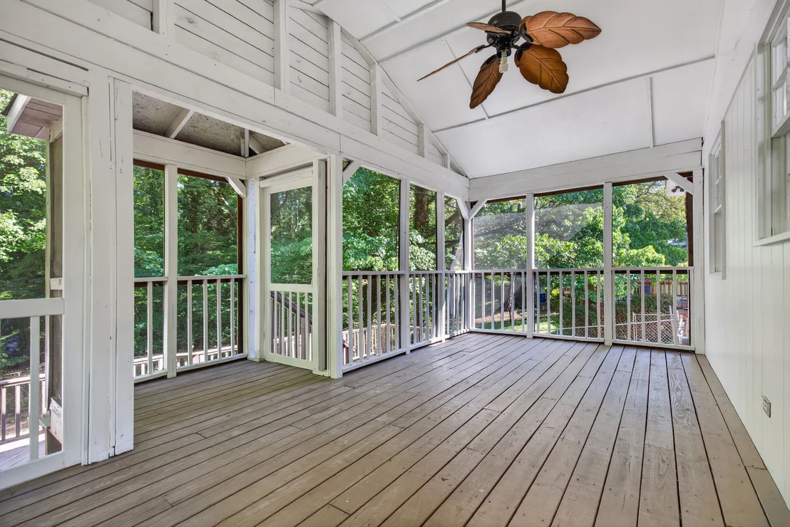 Photo of 7604 Longstreet Drive