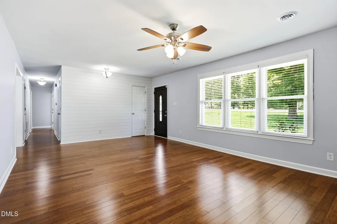 Photo of 2800 Davie Drive