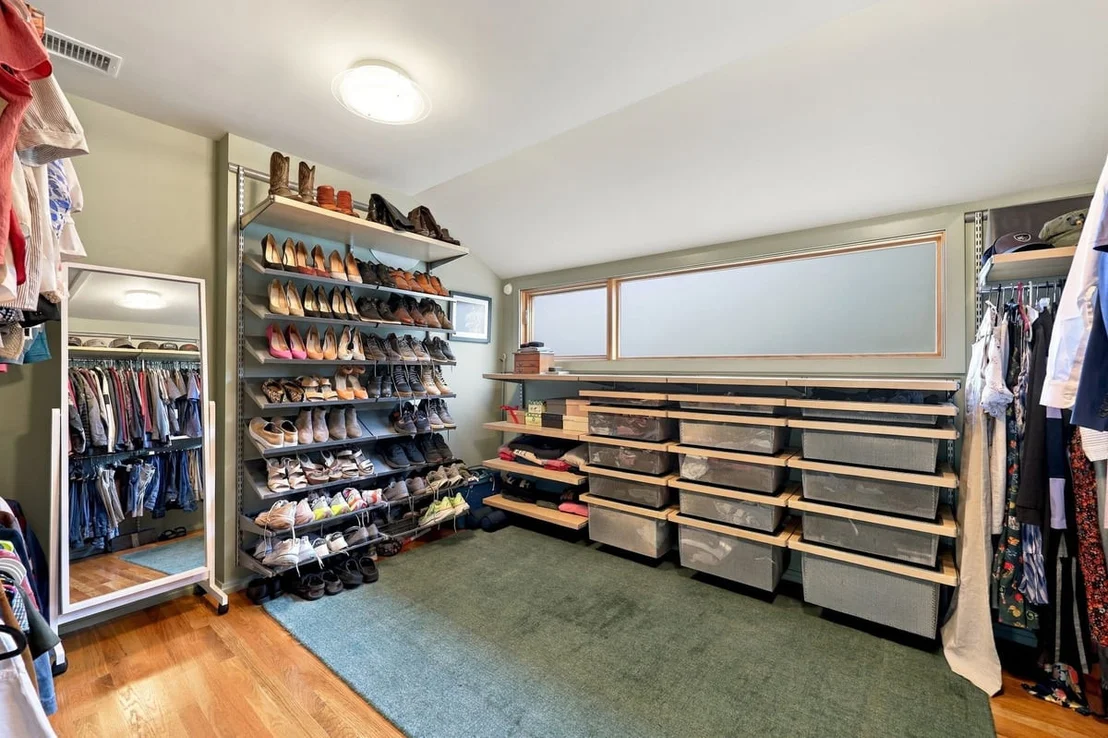 Photo of 3007 Surrey Road