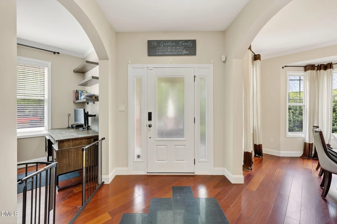 Photo of 9104 Linslade Way