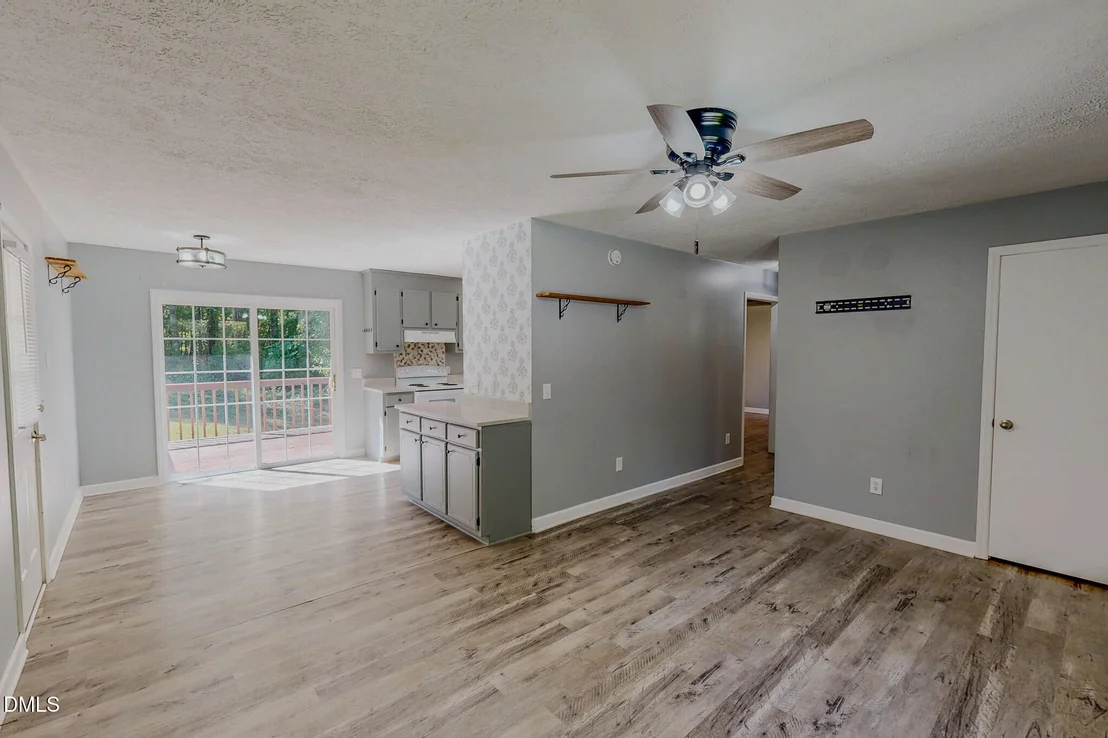 Photo of 405 Marvin Gill Road