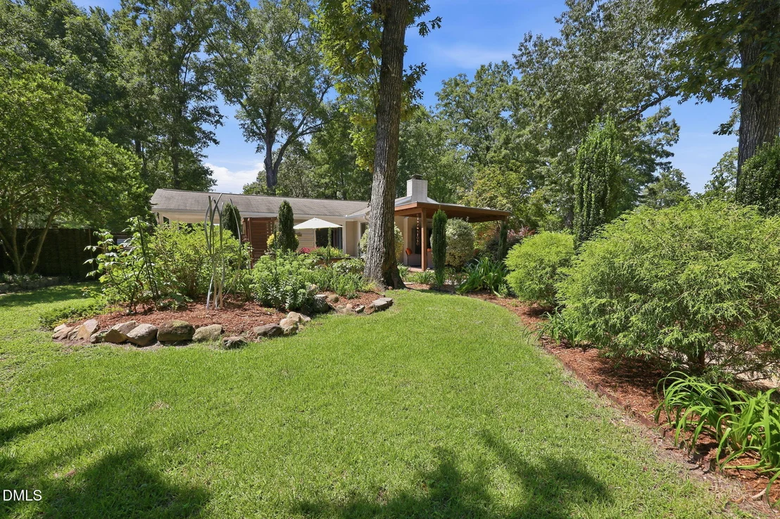 Photo of 3729 Cambridge Road