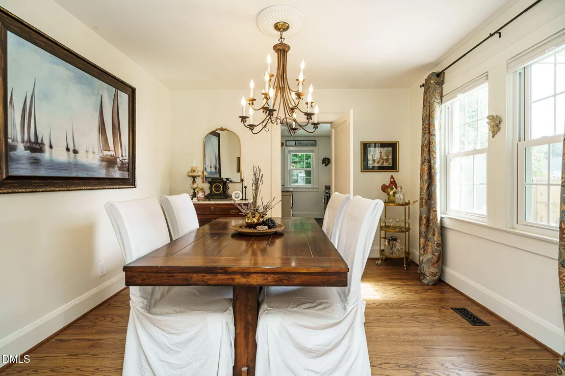 Photo of 316 W Parrish Drive