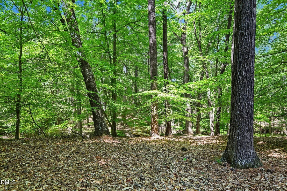 Photo of 223 Windlestraw