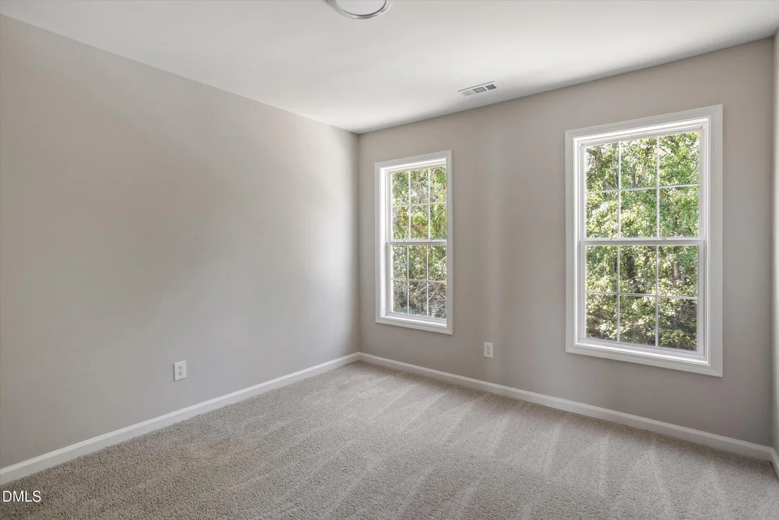 Photo of 808 Nightshade Way